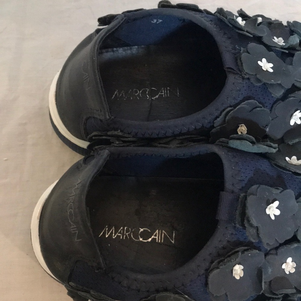 “MARC CAIN” Navy Leather Floral Sneakers. - Picture 5 of 12